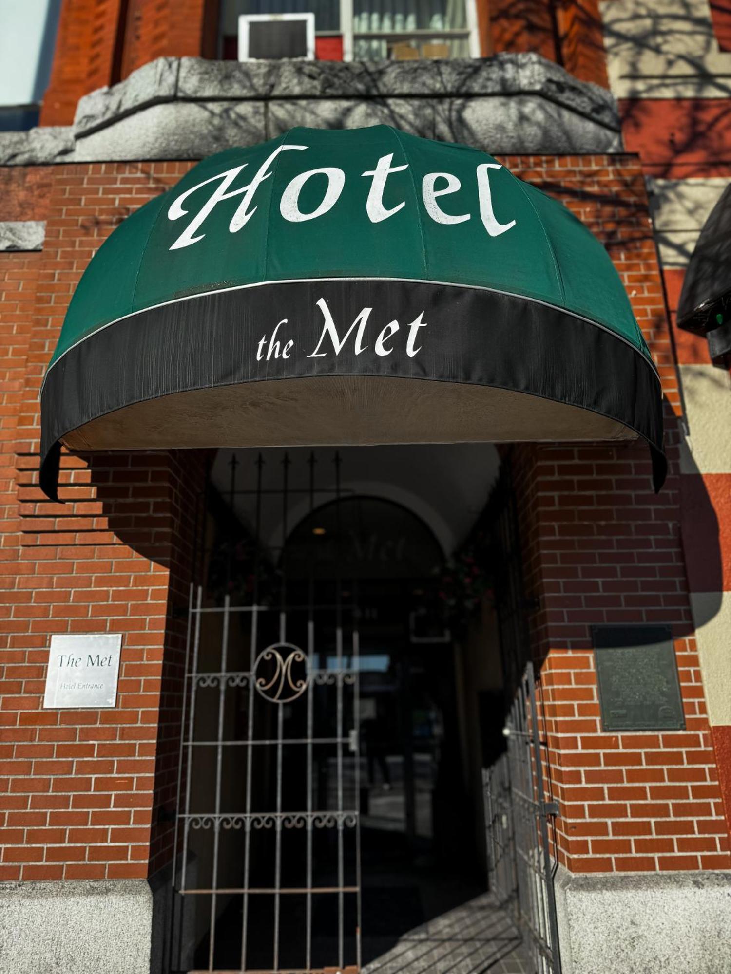 ניו ווסטמינסטר The Met Hotel מראה חיצוני תמונה